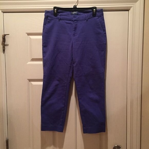 Old Navy Capris  - Picture 1 of 5